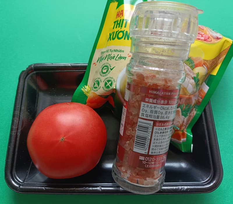 トマトスープの材料
